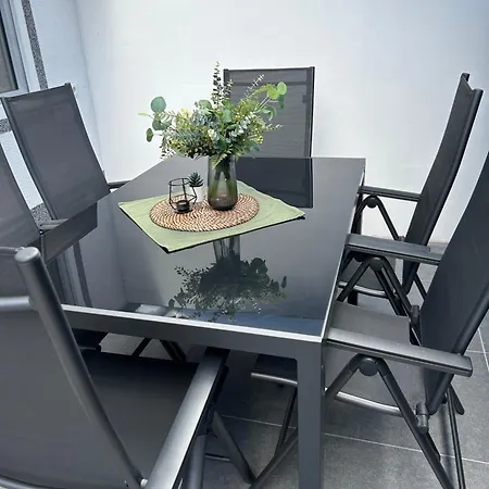 Semesterbostad Ferienvilla 10 Minuten Vom *